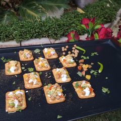 A picture of Chana chat munchies.
