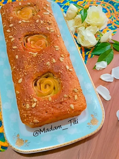 عکسی از دستور کیک سیب و دارچین 🎂🍎