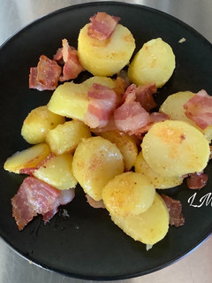 Una foto de Patatas con bacon