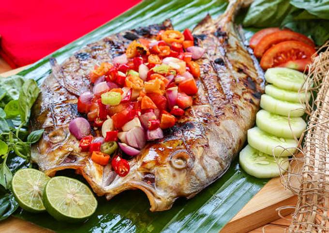Cara bikin Resep Ikan Bakar Dabu Dabu Cara bikin Resep Ikan Bakar Dabu Dabu
