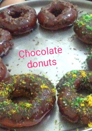 A picture of Chocolate Donuts.