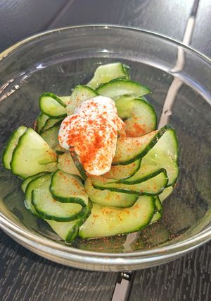 Uborka saláta recept fotója