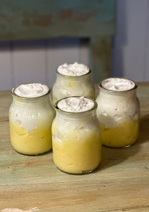 Una foto de Postrecitos lemon pie en microondas