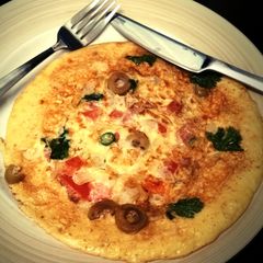 A picture of Omelette with Olives.