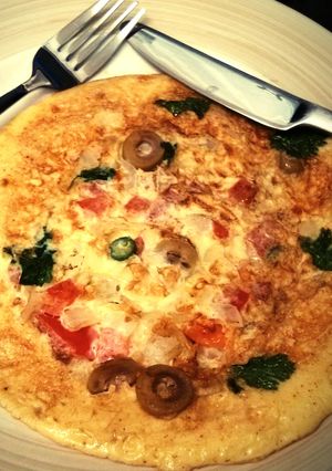 A picture of Omelette with Olives.
