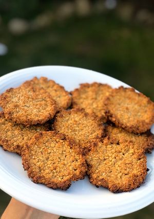 Una foto de Galletas de Avena y Miel (sin harina y sin azúcar)💣