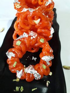 इमरती (imarti recipe in Hindi) रेसिपी मुख्य फोटो