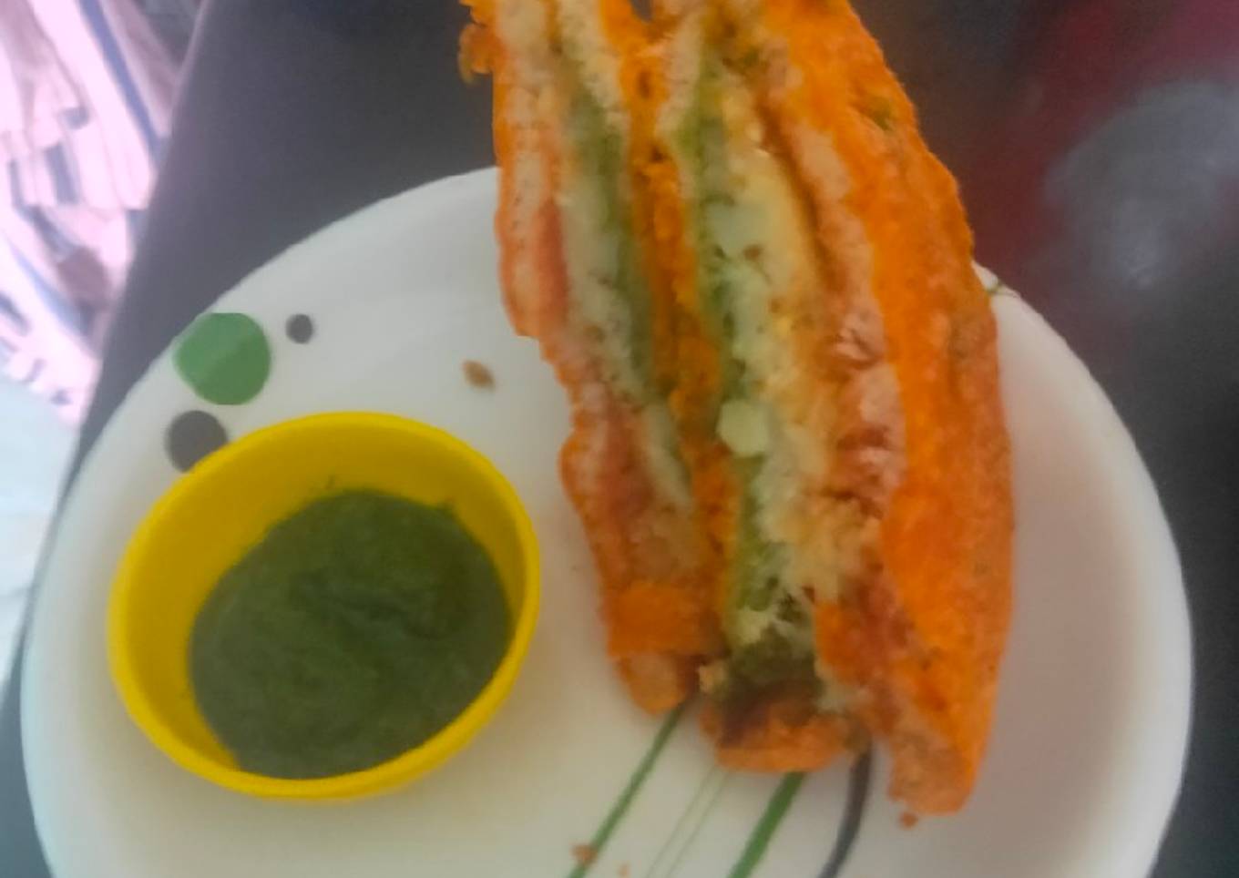 Tiranga bread pakora