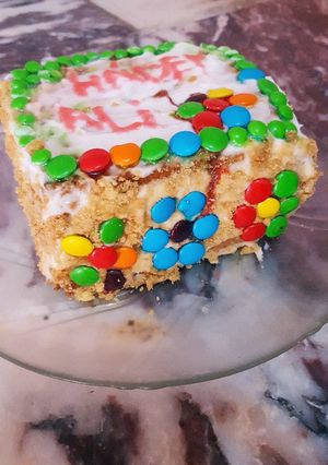 A picture of Bread cake.