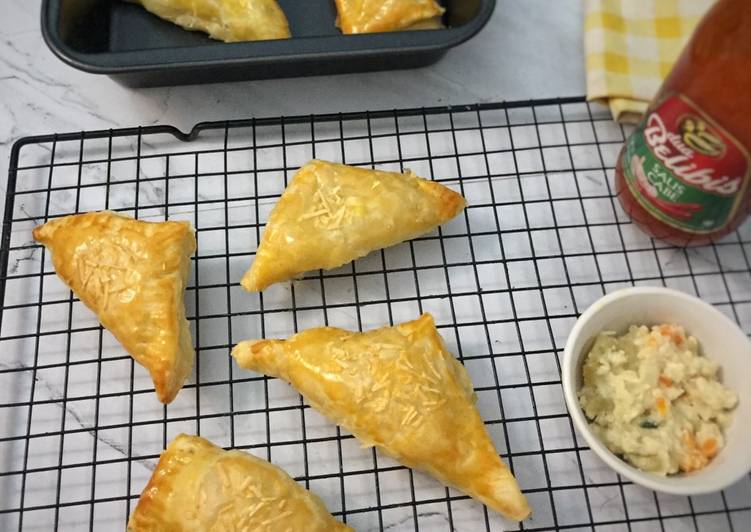 Puff Pastry Isi Ragout Ayam Sayur