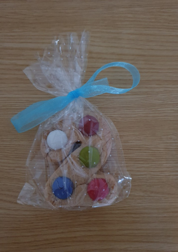 Una foto de Galletas de mantequilla con lacasitos