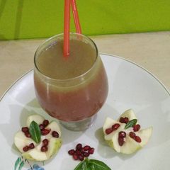 A picture of Pomegranate Guava Mocktail.