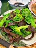 Stir-Fried Chinese Broccoli with Wood Ear Mushrooms (Vegan)