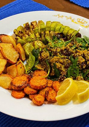 عکسی از دستور بشقاب رژیمی سبزیجات گریل با سالاد کینوا