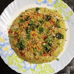 A picture of Oats Semolina Dhokla.
