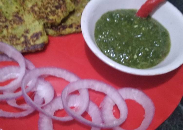 Step-by-Step Guide to Prepare Favorite Sprouted moong cheela