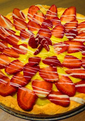 Una foto de Tarta de frutilla y pastelera, con masa de harina de arroz