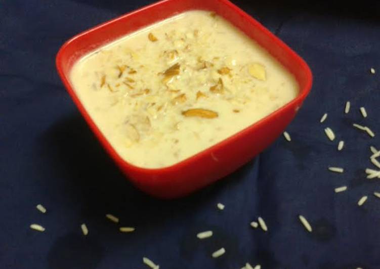 Simple Way to Prepare Favorite Saffron and cardamom flavored Rice kheer