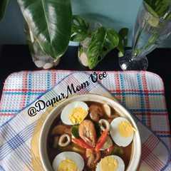 Tomyum Seafood ala" Dapur Mom Vee রেসিপির প্রধান ছবি