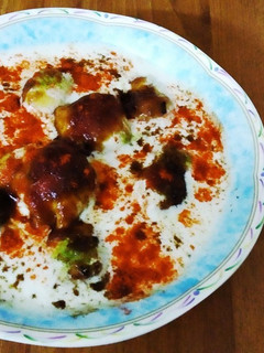 दही बड़े (dahi vade recipe in Hindi) रेसिपी मुख्य फोटो
