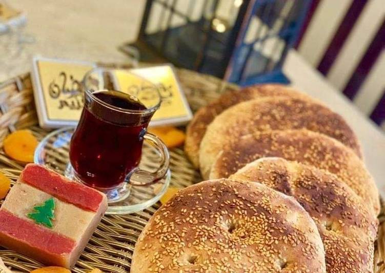 How to Prepare Favorite Traditional_tripolitan_street_sesame_bread_loops