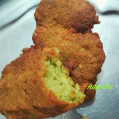 A picture of Chana dal cutlets.