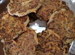 Una foto de Tortitas de atún y zanahoria