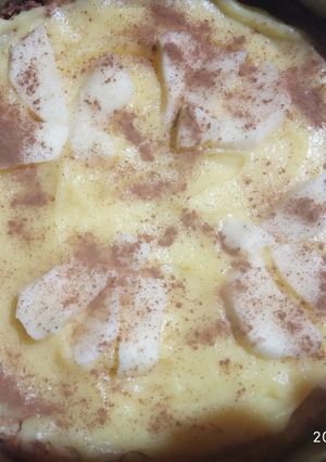 Una foto de Tarta de crema pastelera y manzanas con canela