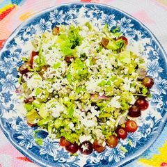 A picture of Paneer kiwi salad.