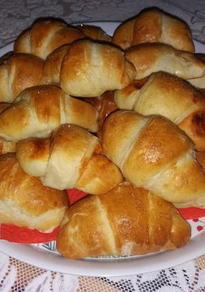 Kiflik, töltelékkel recept fotója