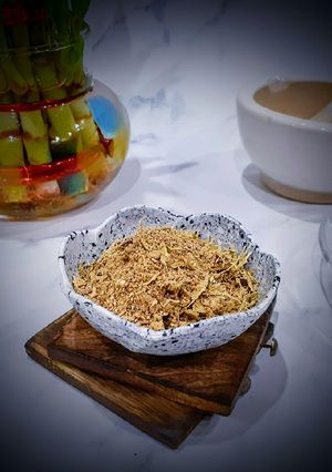 A picture of Kathiyawadi tea masala.