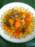 Sopa Rusa con papas y apio