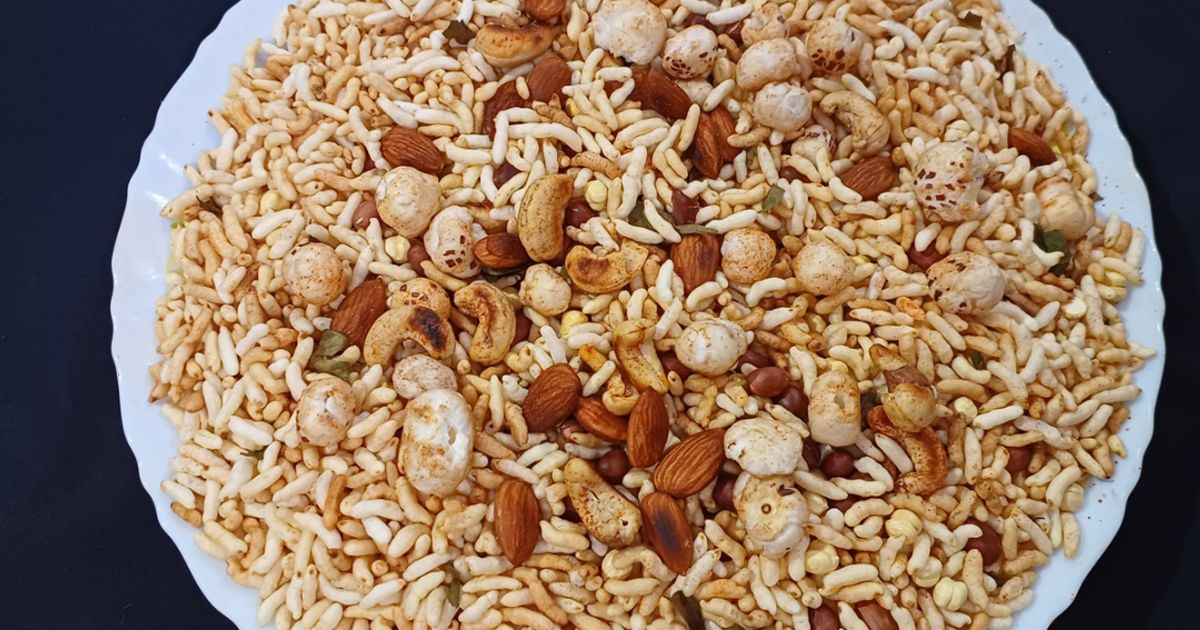 Oven Roasted Puffed Rice Mixture Recipe by ZMA - Cookpad
