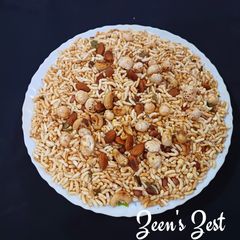 A picture of Oven Roasted Puffed Rice Mixture.