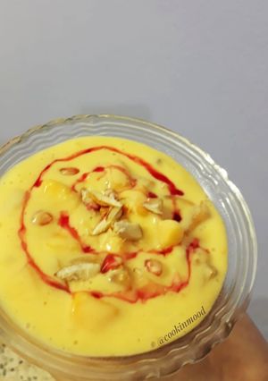 A picture of Mango Custard.