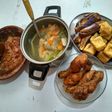 Sup Kembang Tahu Jamur + Ayam Goreng + SambelTerasi