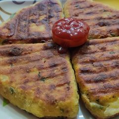 A picture of Veg cheese cutlet.