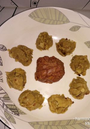 A picture of Jaggery Atta Ladoo.