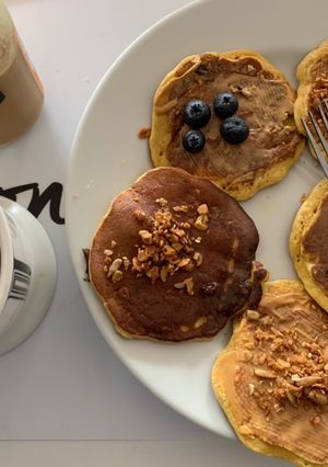 Una foto de Pancakes de avena y banano