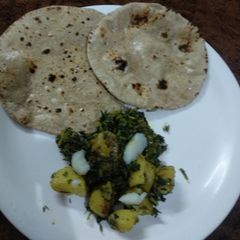 A picture of Aloo methi.