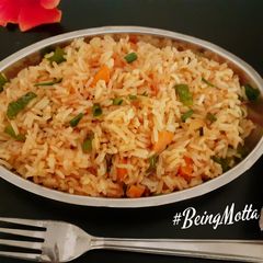 A picture of Schezwan Rice.