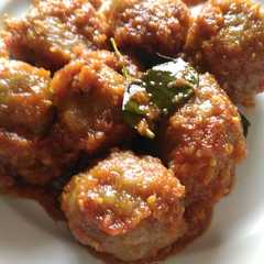A picture of Pentol pedas mercon.