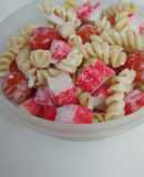 Ensalada de fideos y kani Kama