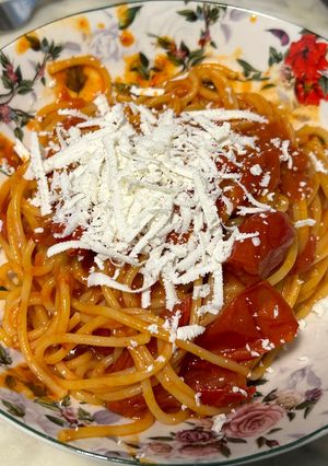 Foto di Spaghetti in padella 53 pomodori peperone crusco e Nduja
