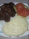 Carne apanada con puré