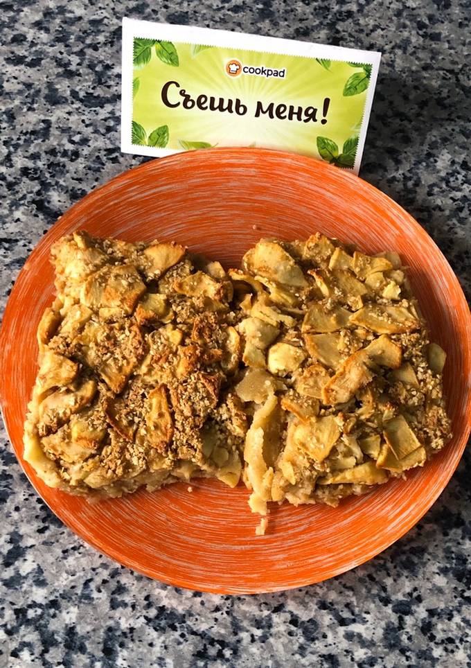 Шарлотка с яблоками