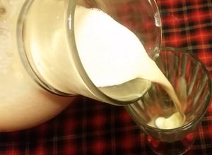 Una foto de Jugo de curuba en leche