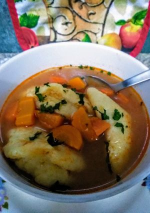 Paradicsomleves galuskával recept fotója