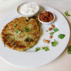 A picture of Tapioca Parantha (Sabudana parantha).