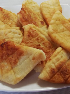 Olajban sült krumplis pogácsa recept fotója